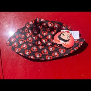 COPY - Betty Boop Hearts Bucket Hat